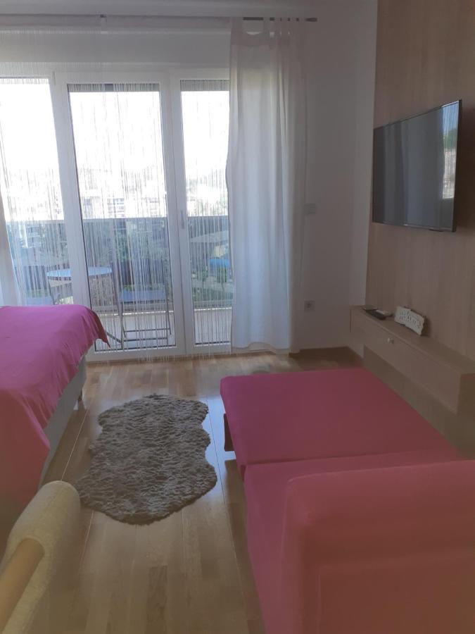 Apartman Krasula Doboj Eksteriør billede